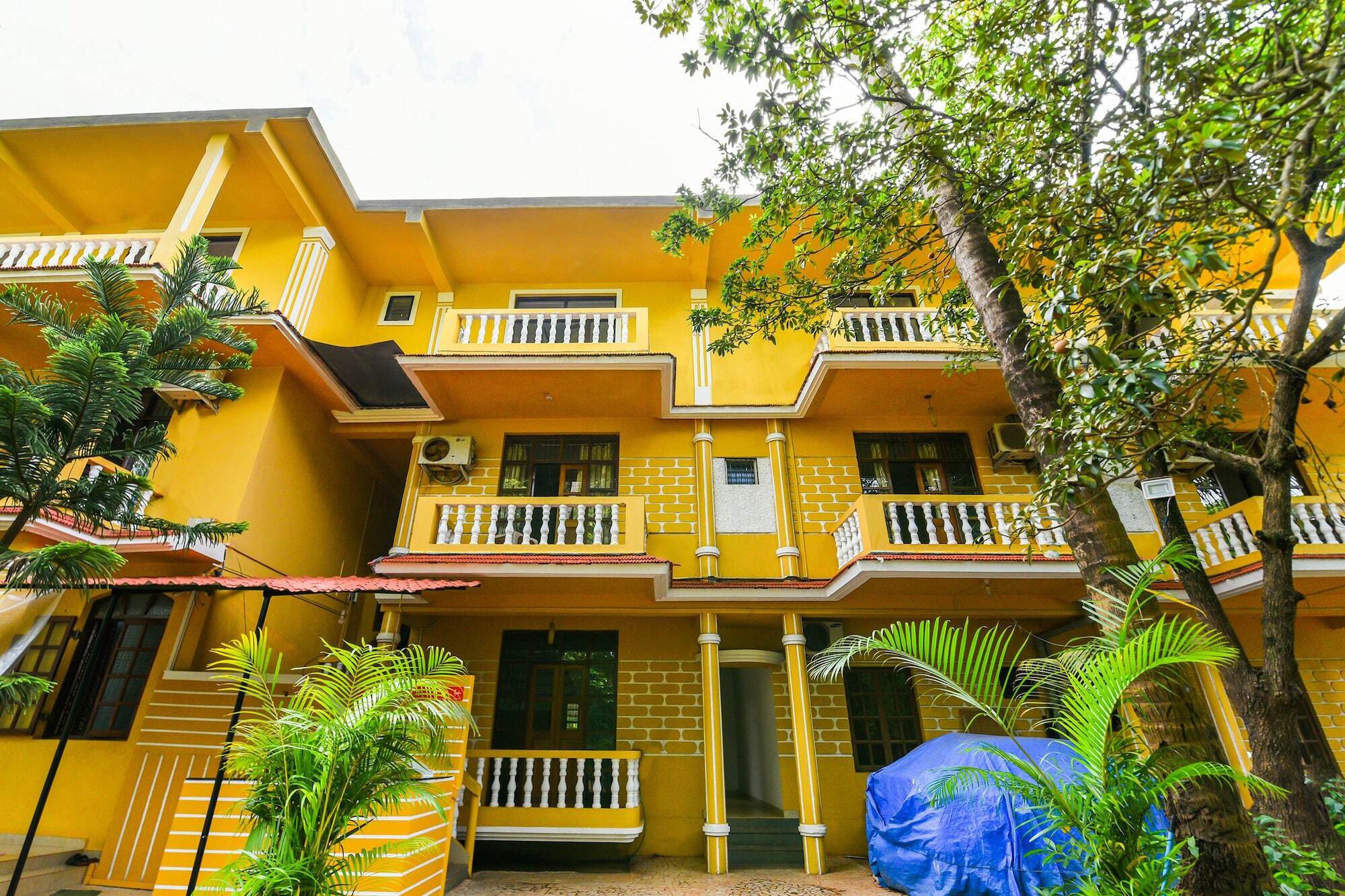 Oyo 17309 Maya'S Holiday House 卡兰古特 外观 照片